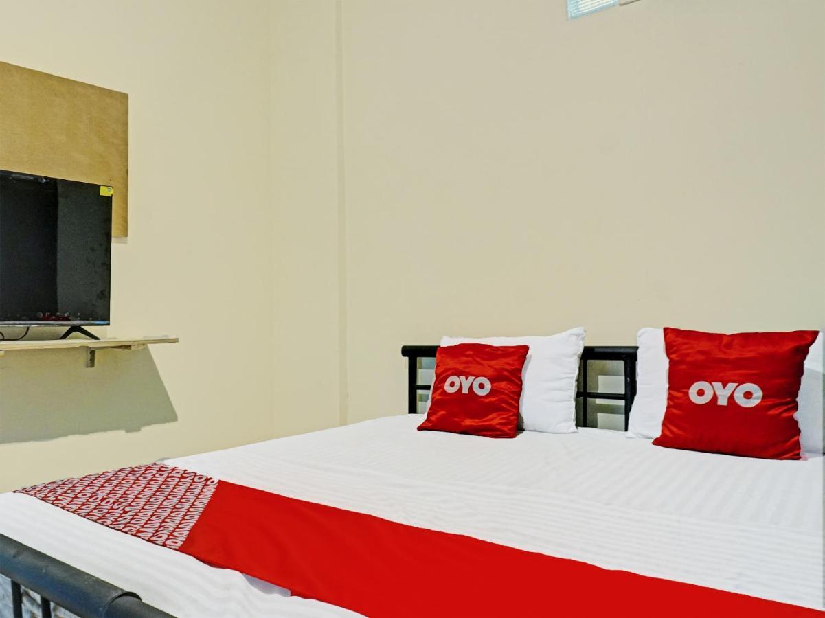Oyo 91658 Luci'S House Hotel Jakarta Buitenkant foto